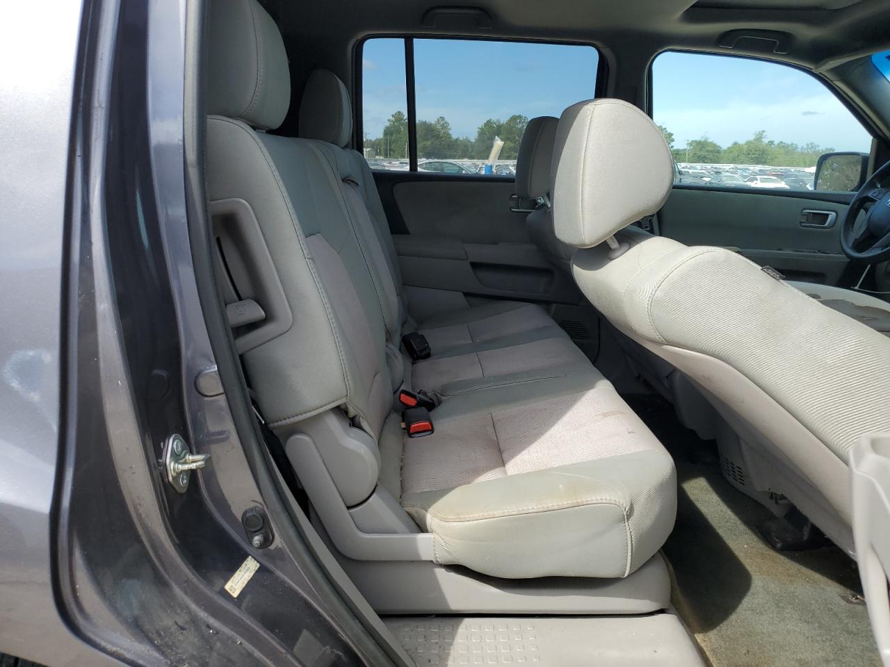 2015 HONDA PILOT SE photo 11