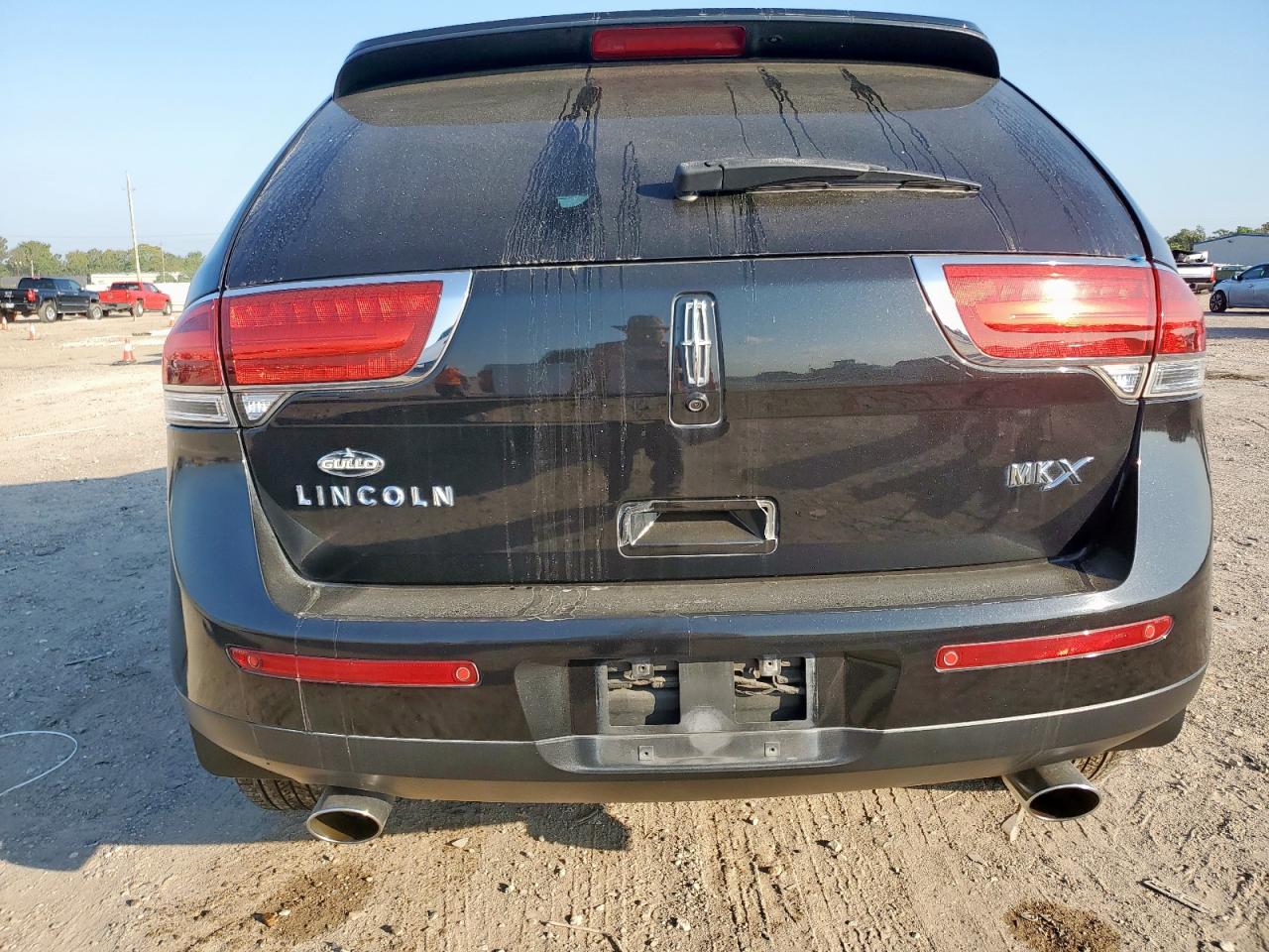 2013 LINCOLN TOWNHOUSE MKX photo 6
