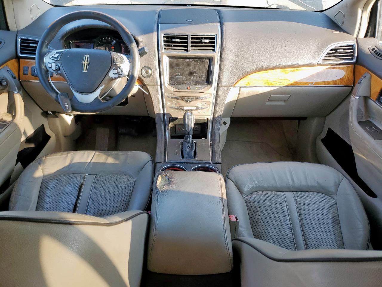 2013 LINCOLN TOWNHOUSE MKX photo 8