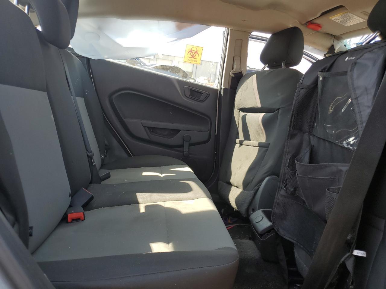 2016 FORD FIESTA S photo 19