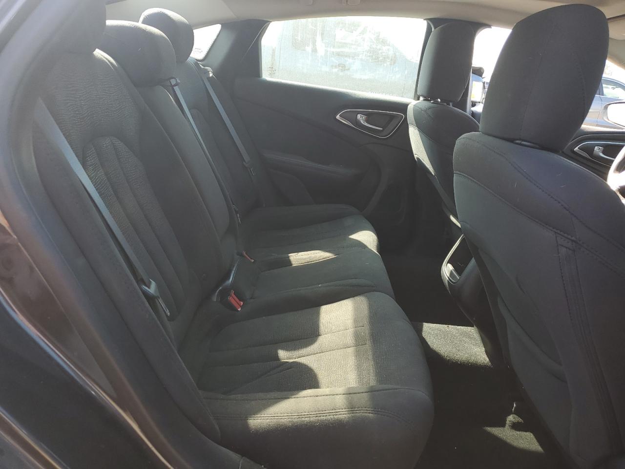 2016 CHRYSLER 200 LIMITED photo 28