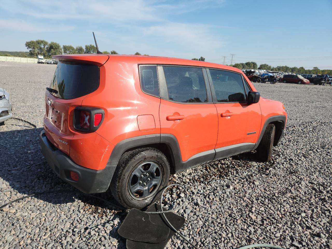 2017 JEEP RENEGADE SPORT photo 7