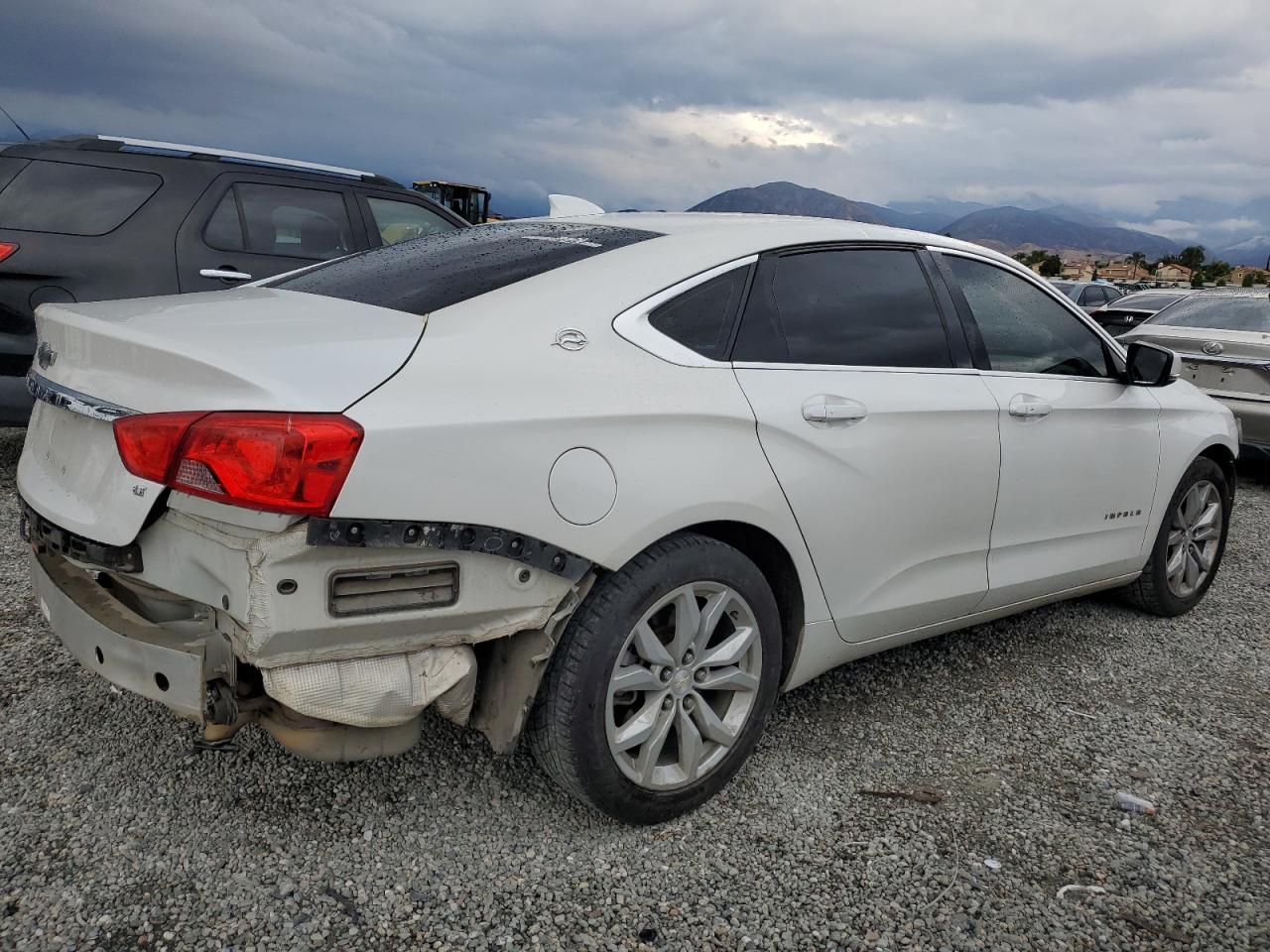 2018 CHEVROLET IMPALA LT photo 5