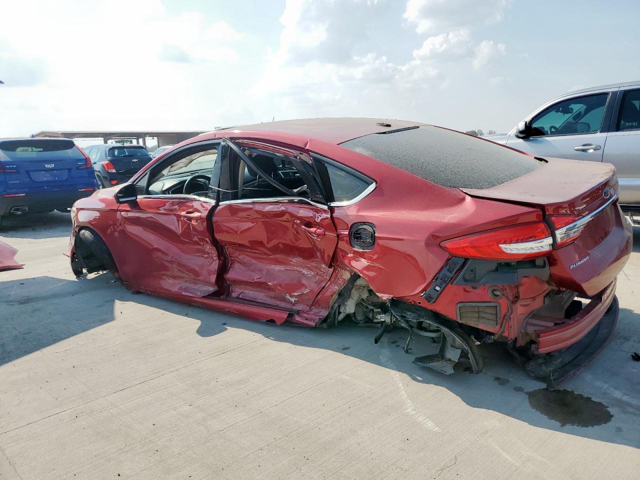 2017 FORD FUSION SE photo 2
