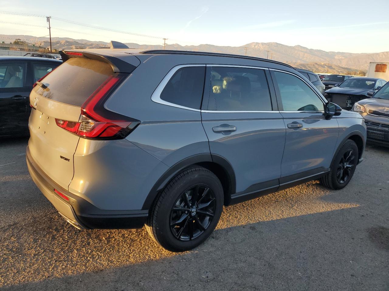 2025 HONDA CR-V SPORT-L photo 5