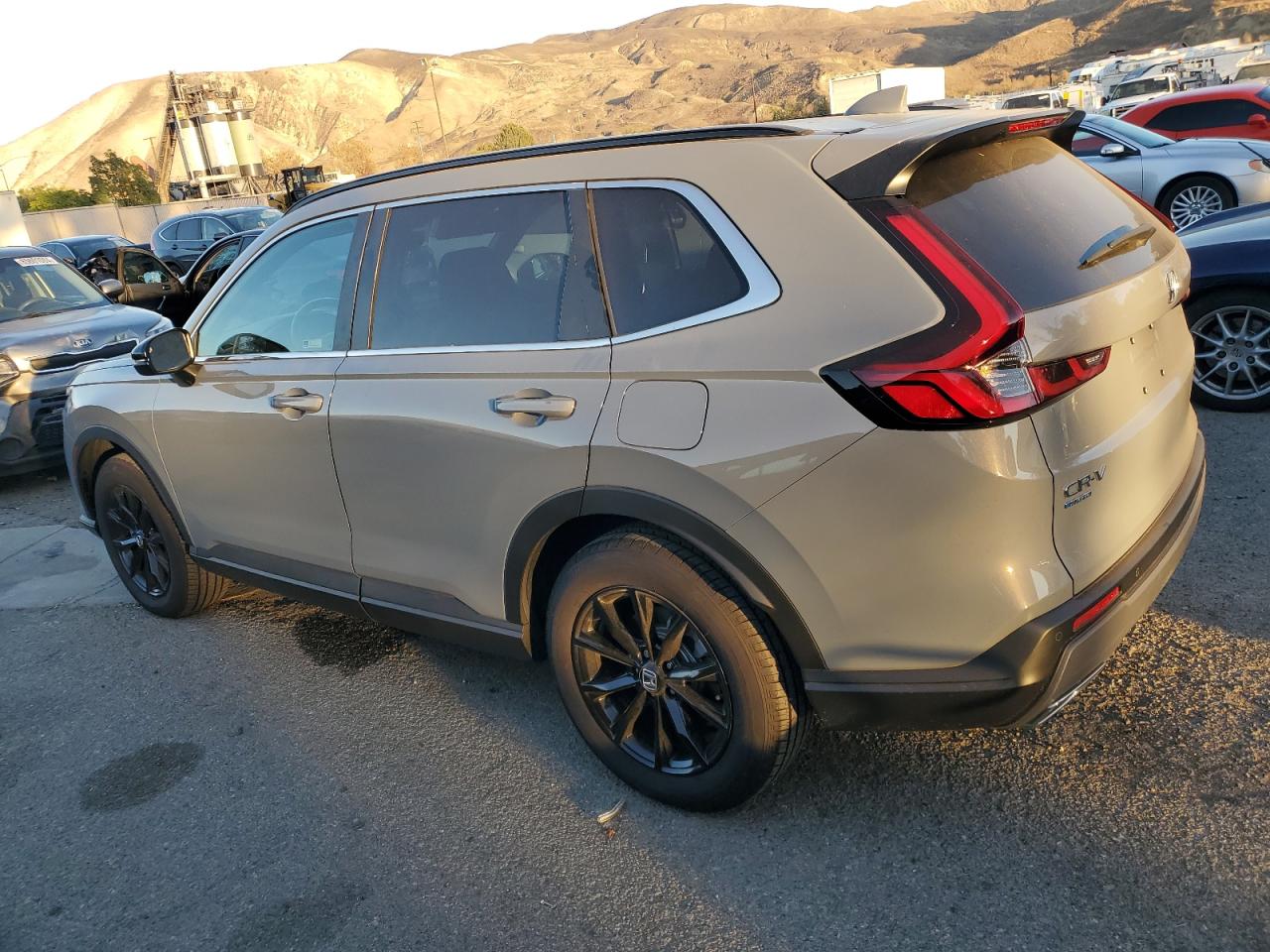 2025 HONDA CR-V SPORT-L photo 3