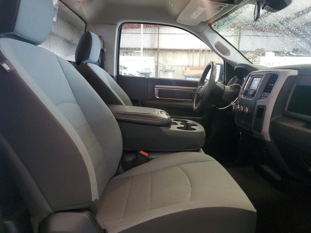 2022 RAM 1500 CLASSIC TRADESMAN photo 19