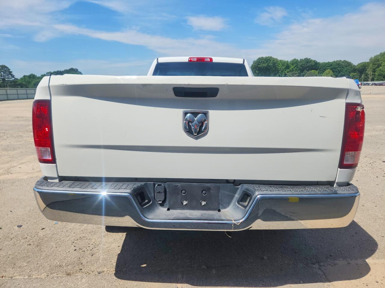 2022 RAM 1500 CLASSIC TRADESMAN photo 11