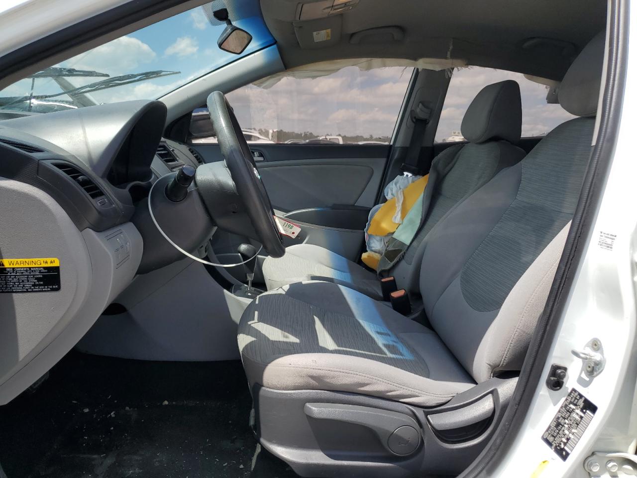 2016 HYUNDAI ACCENT SE photo 7