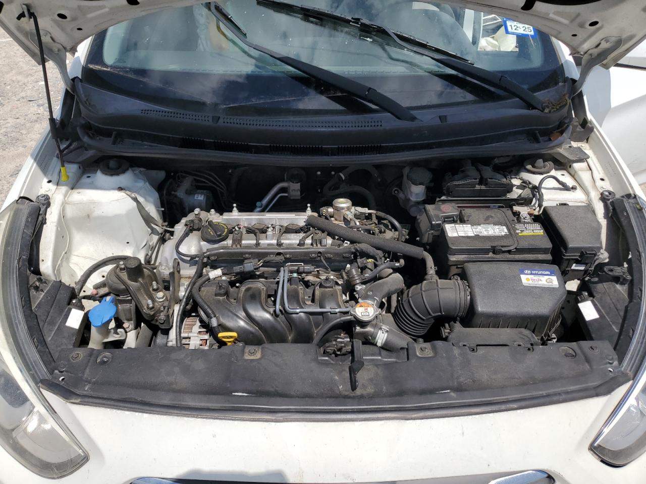 2016 HYUNDAI ACCENT SE photo 11