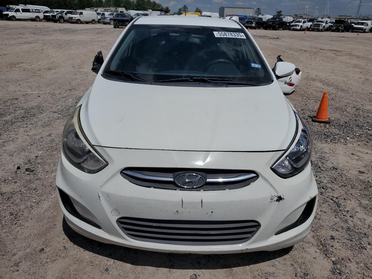 2016 HYUNDAI ACCENT SE photo 5