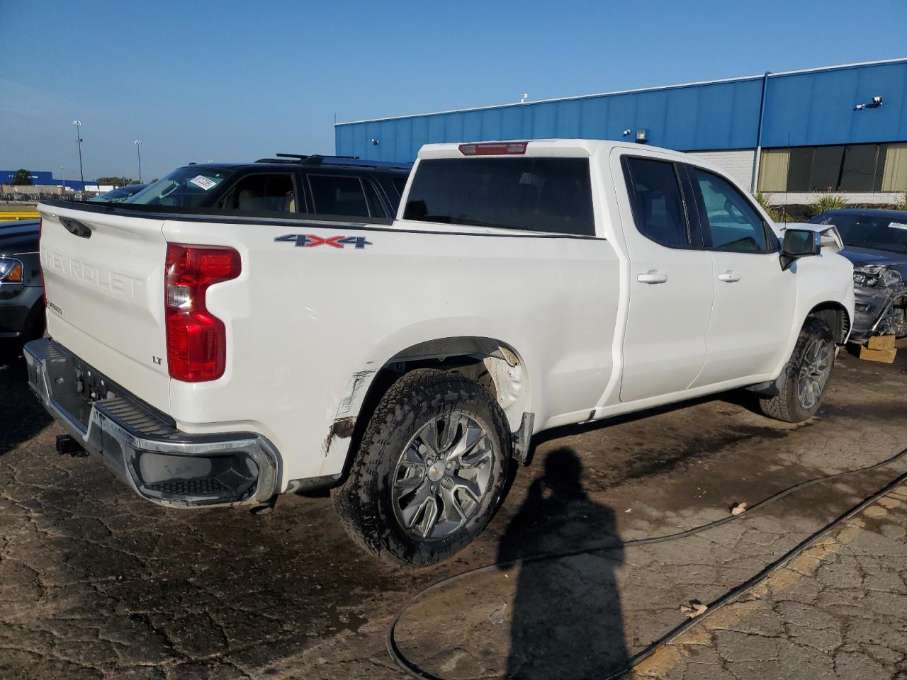 2025 CHEVROLET SILVERADO K1500 LT-L photo 5