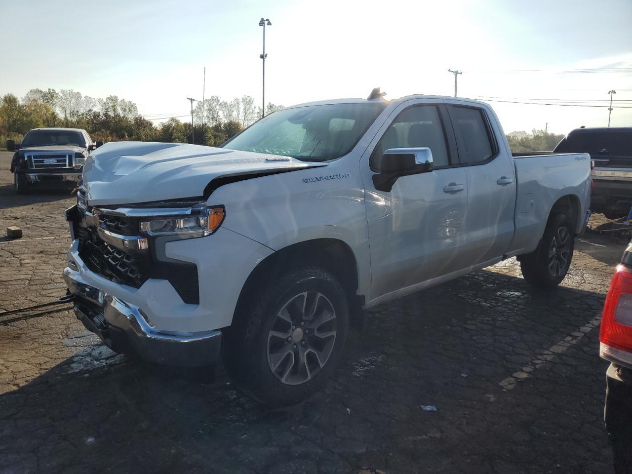 2025 CHEVROLET SILVERADO