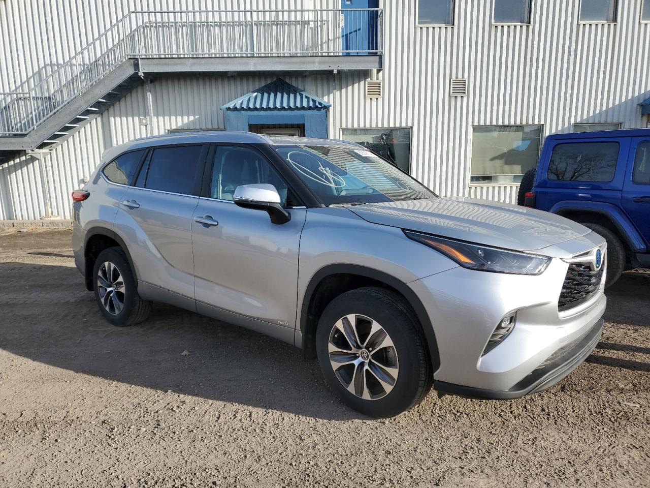 2023 TOYOTA HIGHLANDER HYBRID XLE photo 7