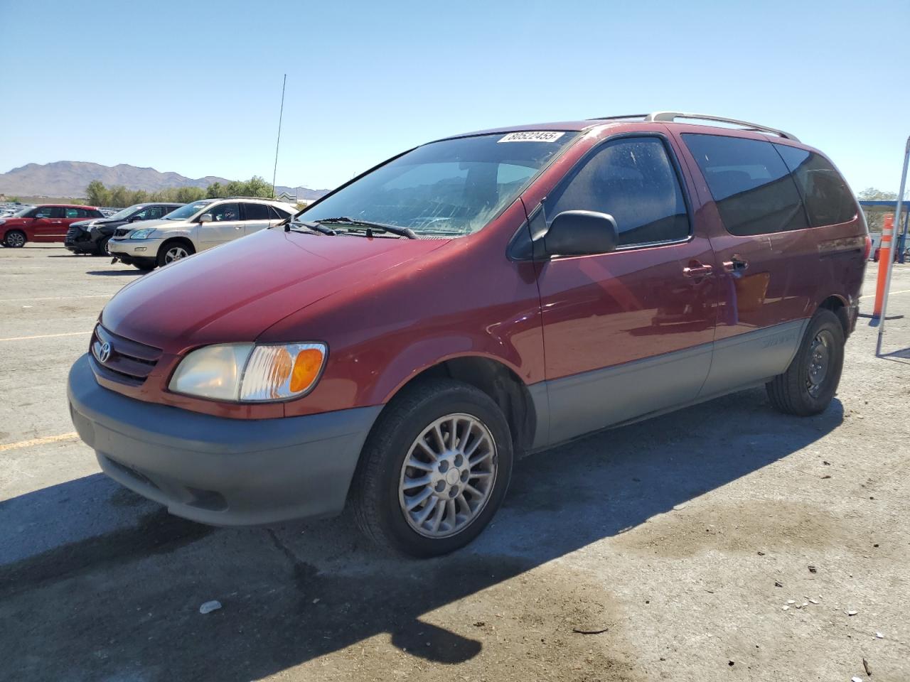 2003 TOYOTA SIENNA