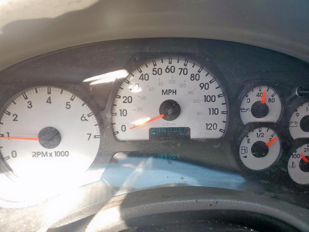 2004 CHEVROLET TRAILBLAZER LS photo 9