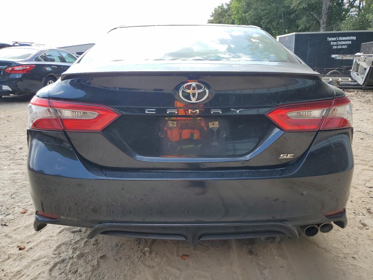 2018 TOYOTA CAMRY L photo 16