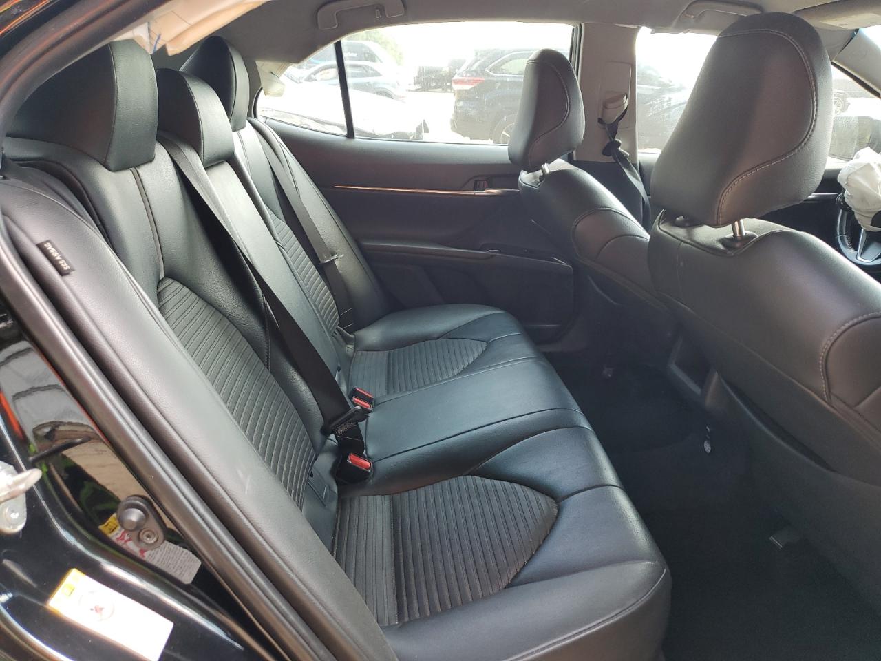 2018 TOYOTA CAMRY L photo 28