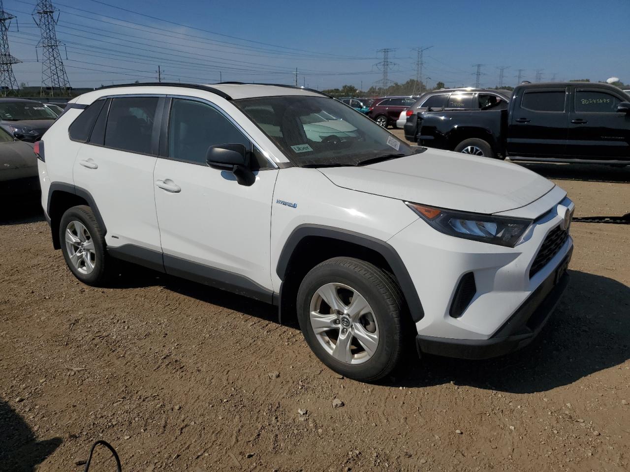2019 TOYOTA RAV4 LE photo 4