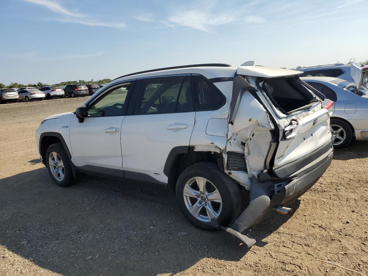 2019 TOYOTA RAV4 LE photo 2