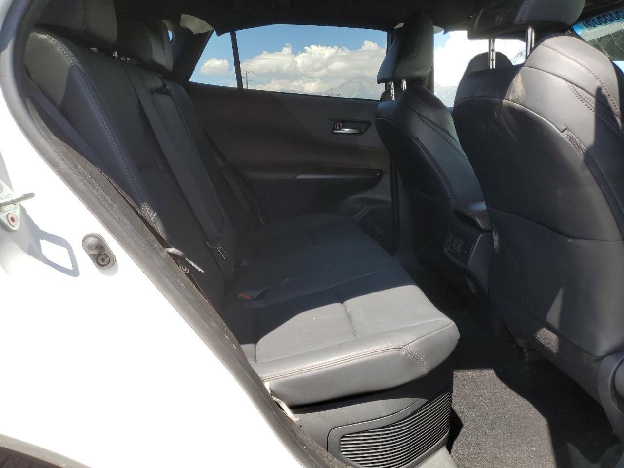 2023 TOYOTA VENZA XLE photo 11