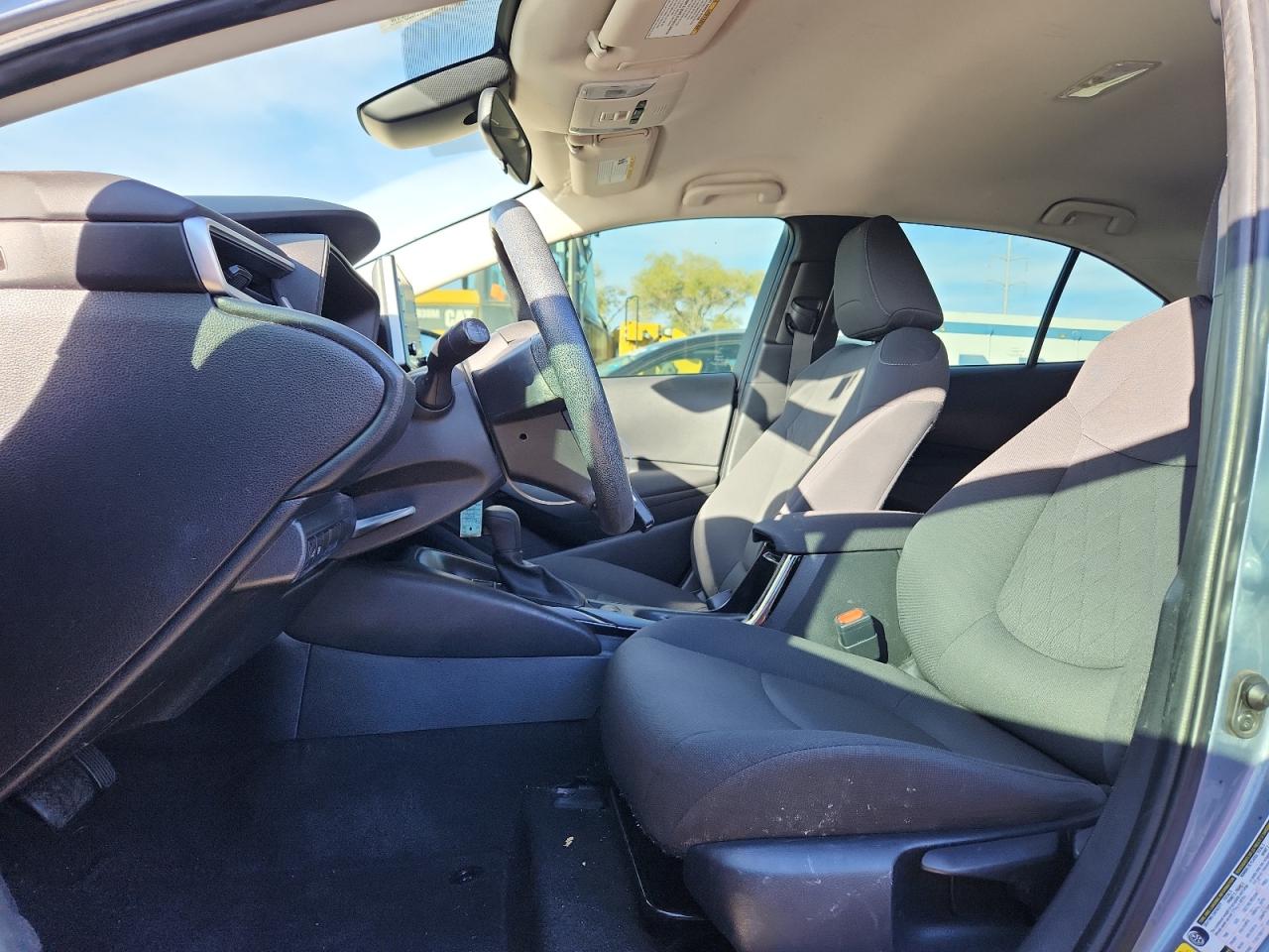 2021 TOYOTA COROLLA LE photo 7