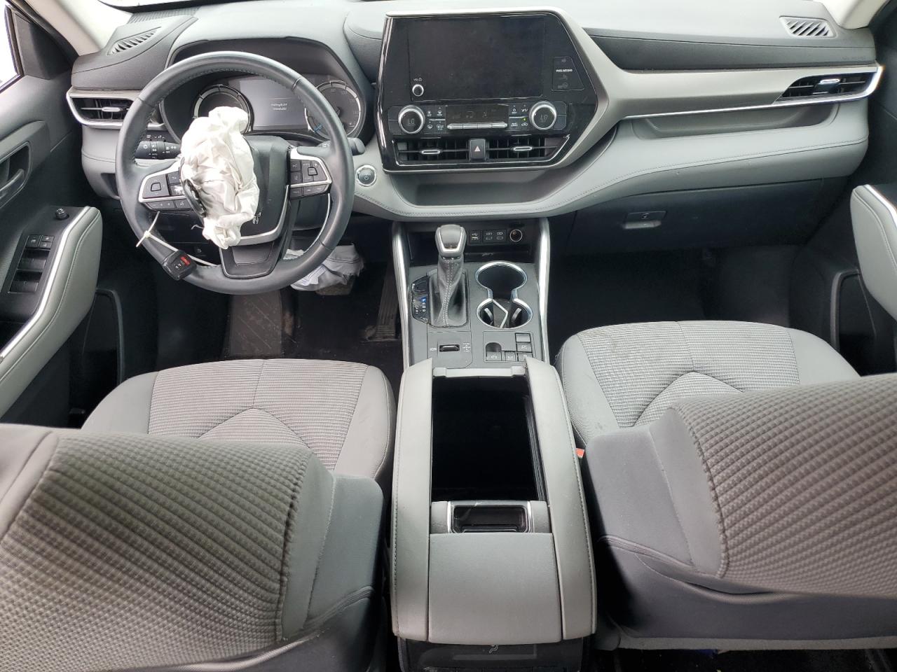 2023 TOYOTA HIGHLANDER HYBRID LE photo 15