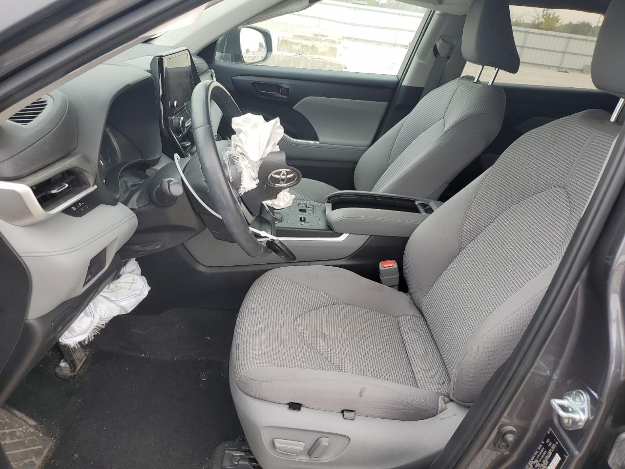 2023 TOYOTA HIGHLANDER HYBRID LE photo 13