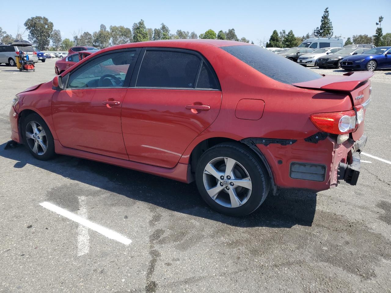 2012 TOYOTA COROLLA photo 2