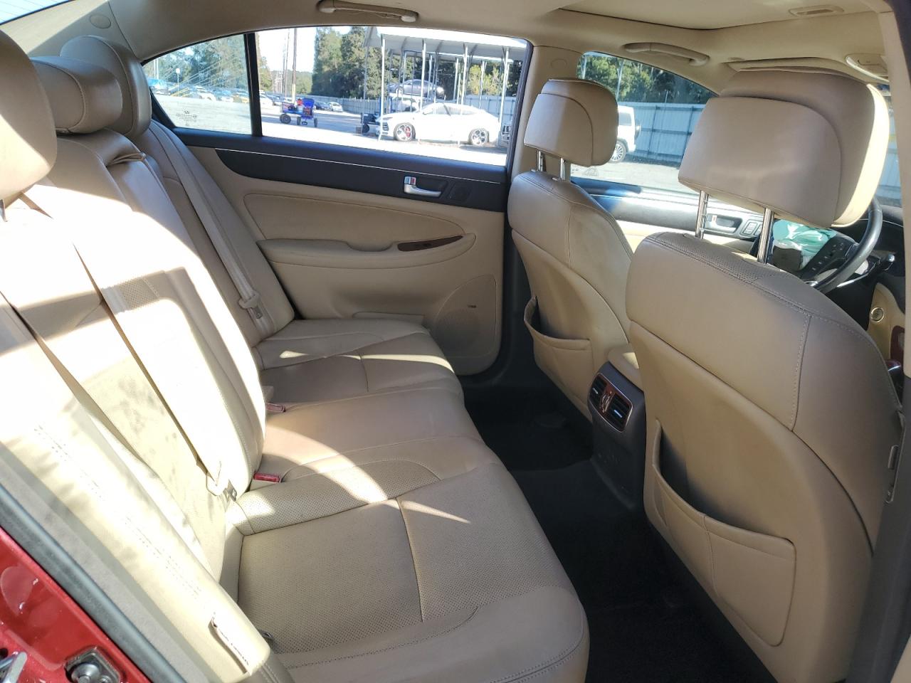 2012 HYUNDAI GENESIS 3.8L photo 19
