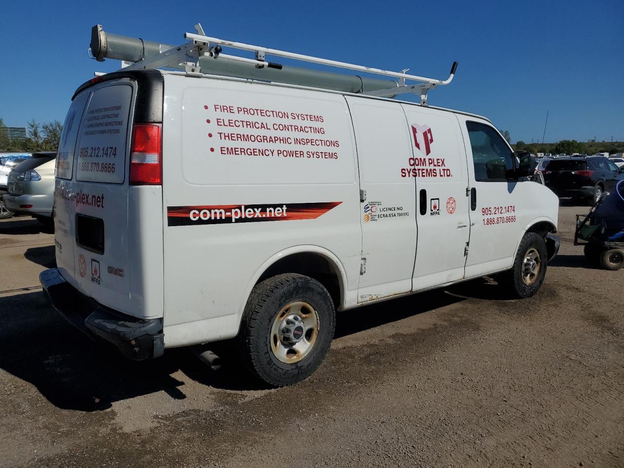 2016 GMC SAVANA G2500 photo 3