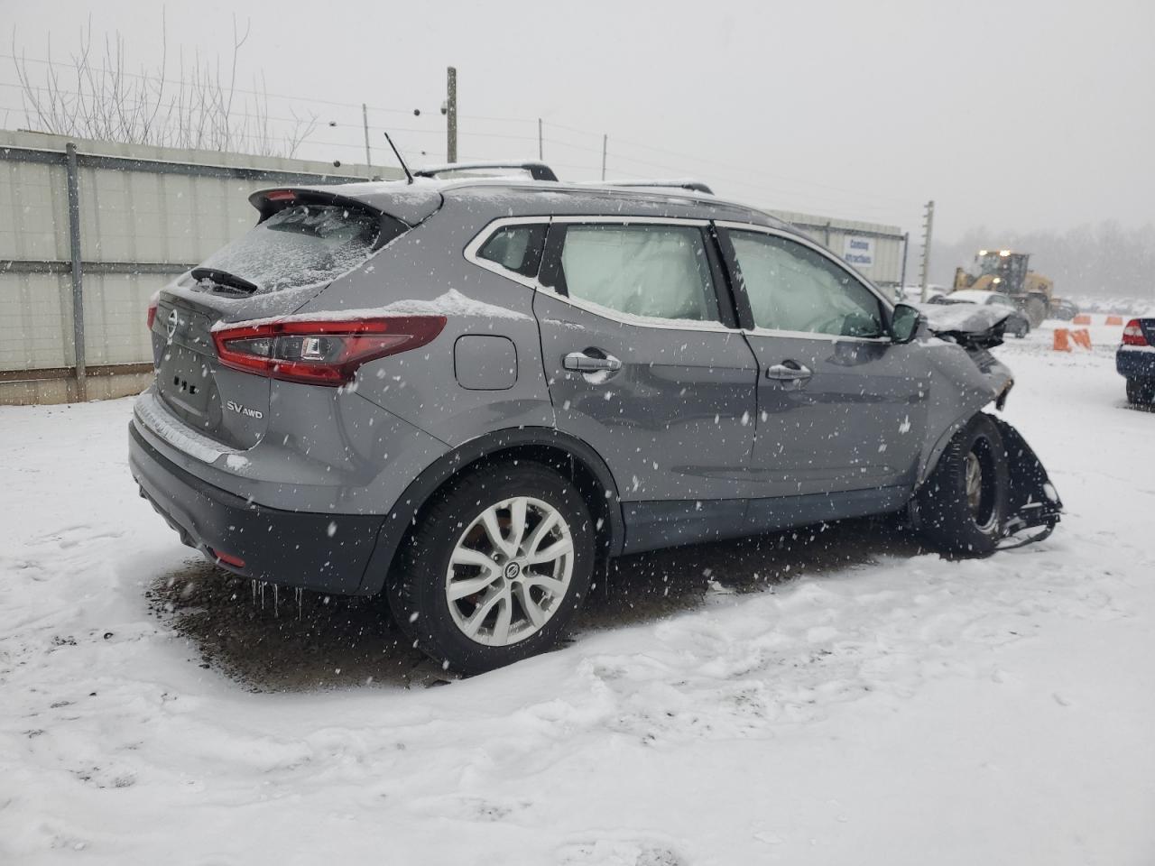 2020 NISSAN ROGUE SPORT S photo 3