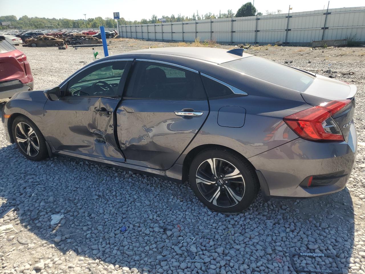 2016 HONDA CIVIC TOURING photo 3