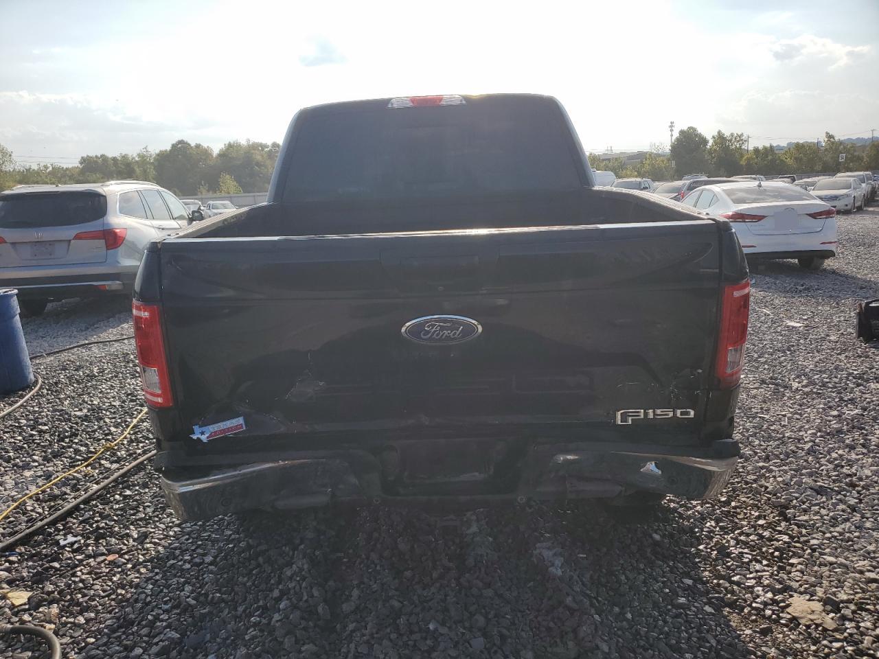 2017 FORD F150 SUPERCREW photo 11