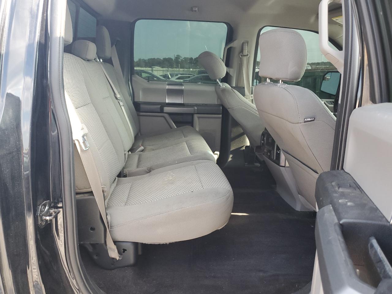 2017 FORD F150 SUPERCREW photo 19