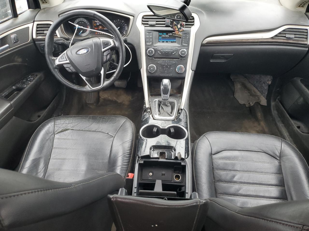 2014 FORD FUSION SE photo 15