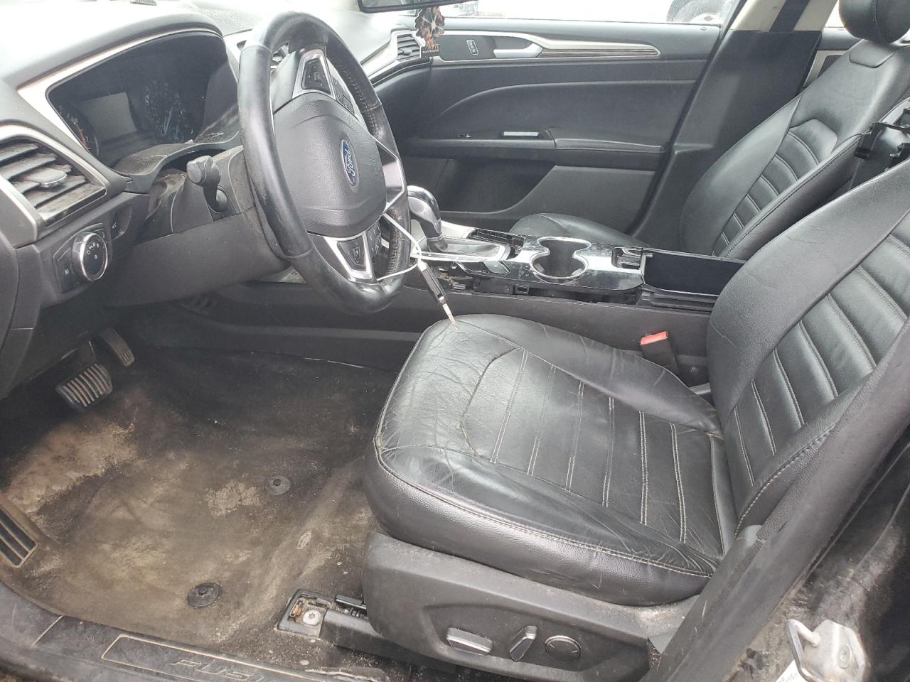 2014 FORD FUSION SE photo 13