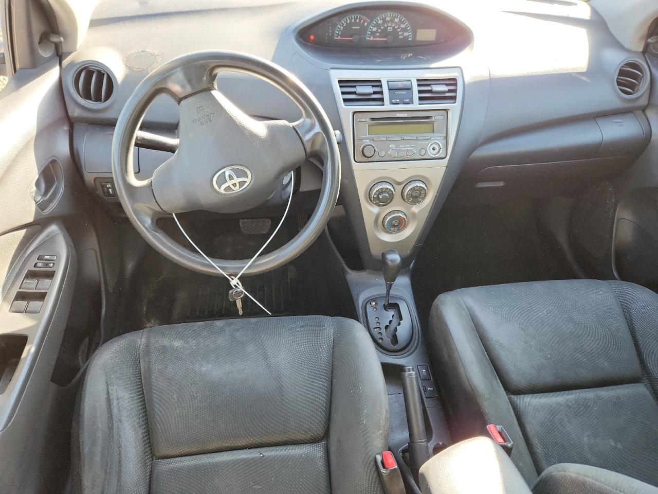 2012 TOYOTA YARIS FLEET photo 15