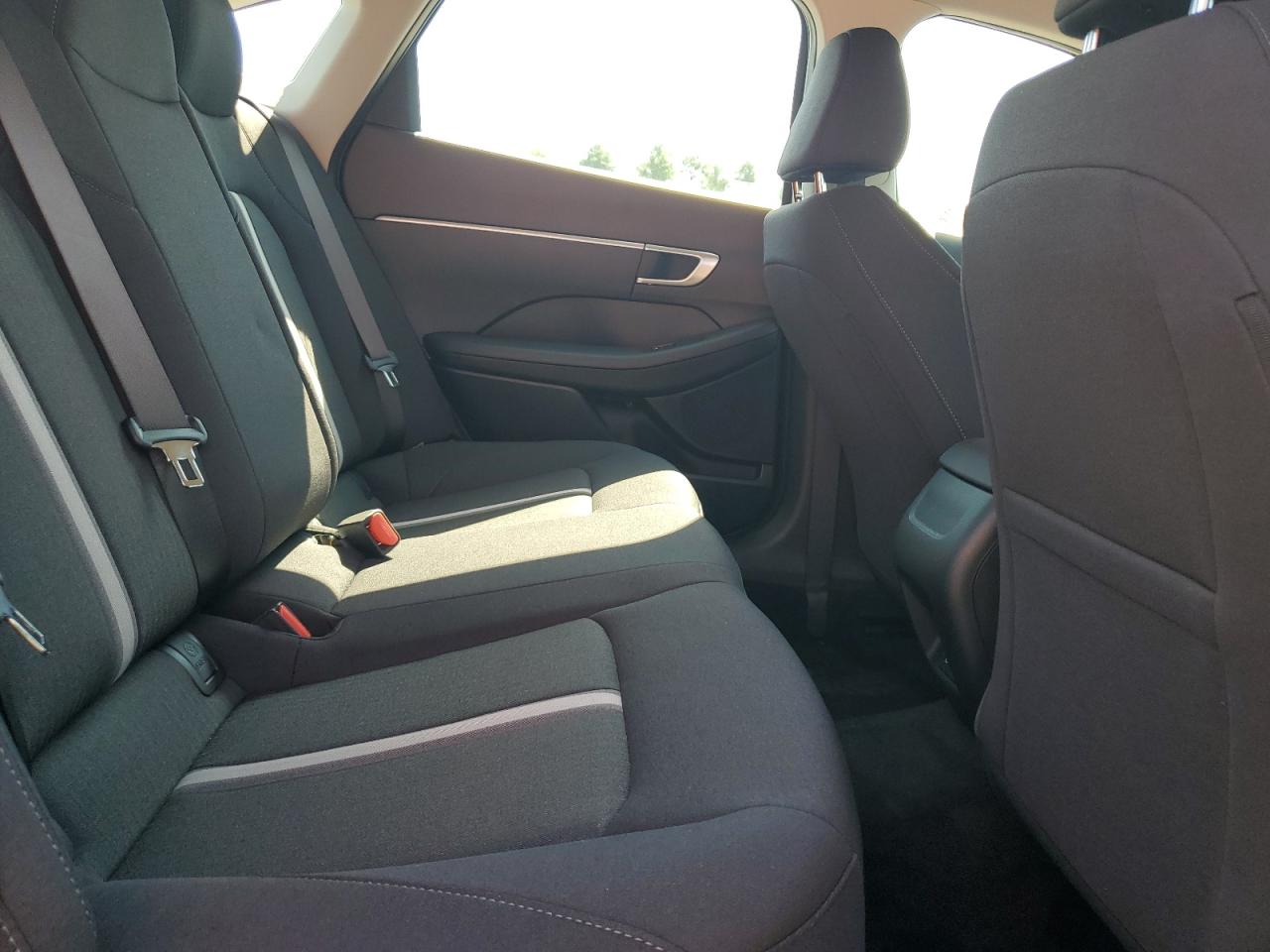 2025 HYUNDAI SONATA SE photo 10