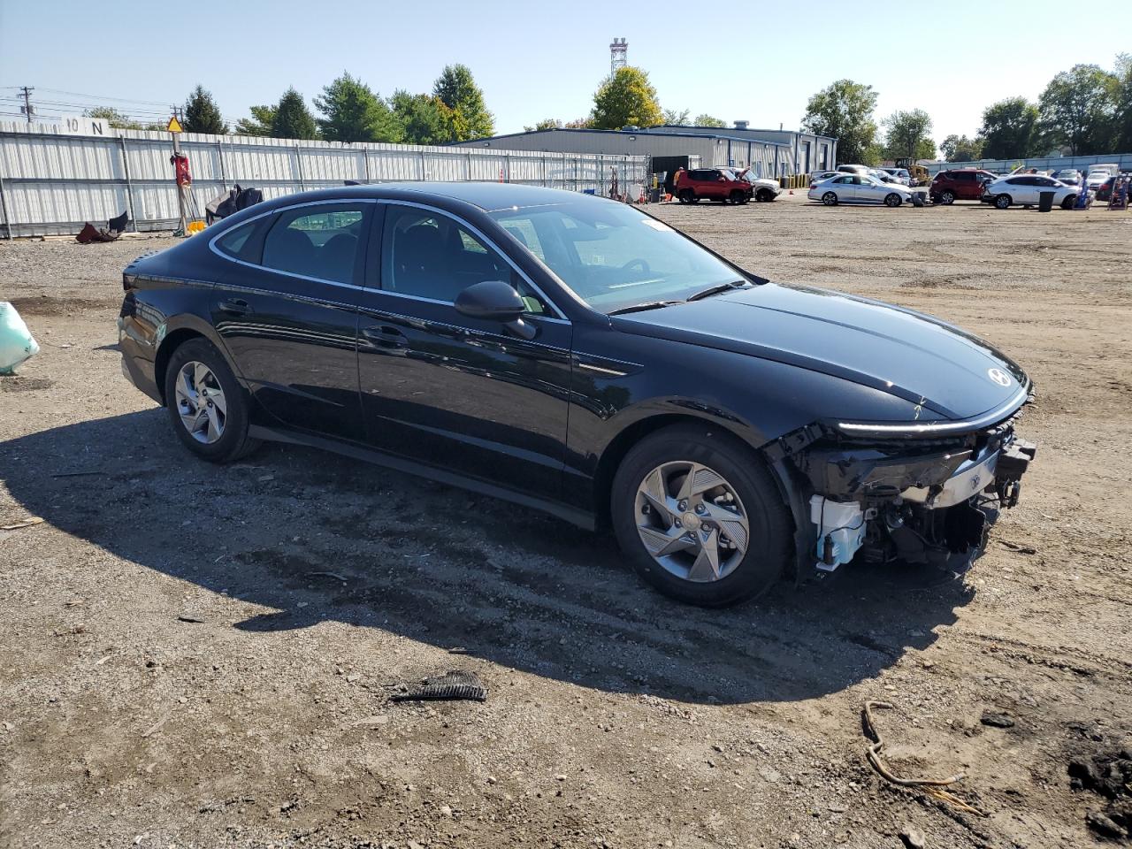 2025 HYUNDAI SONATA SE photo 4