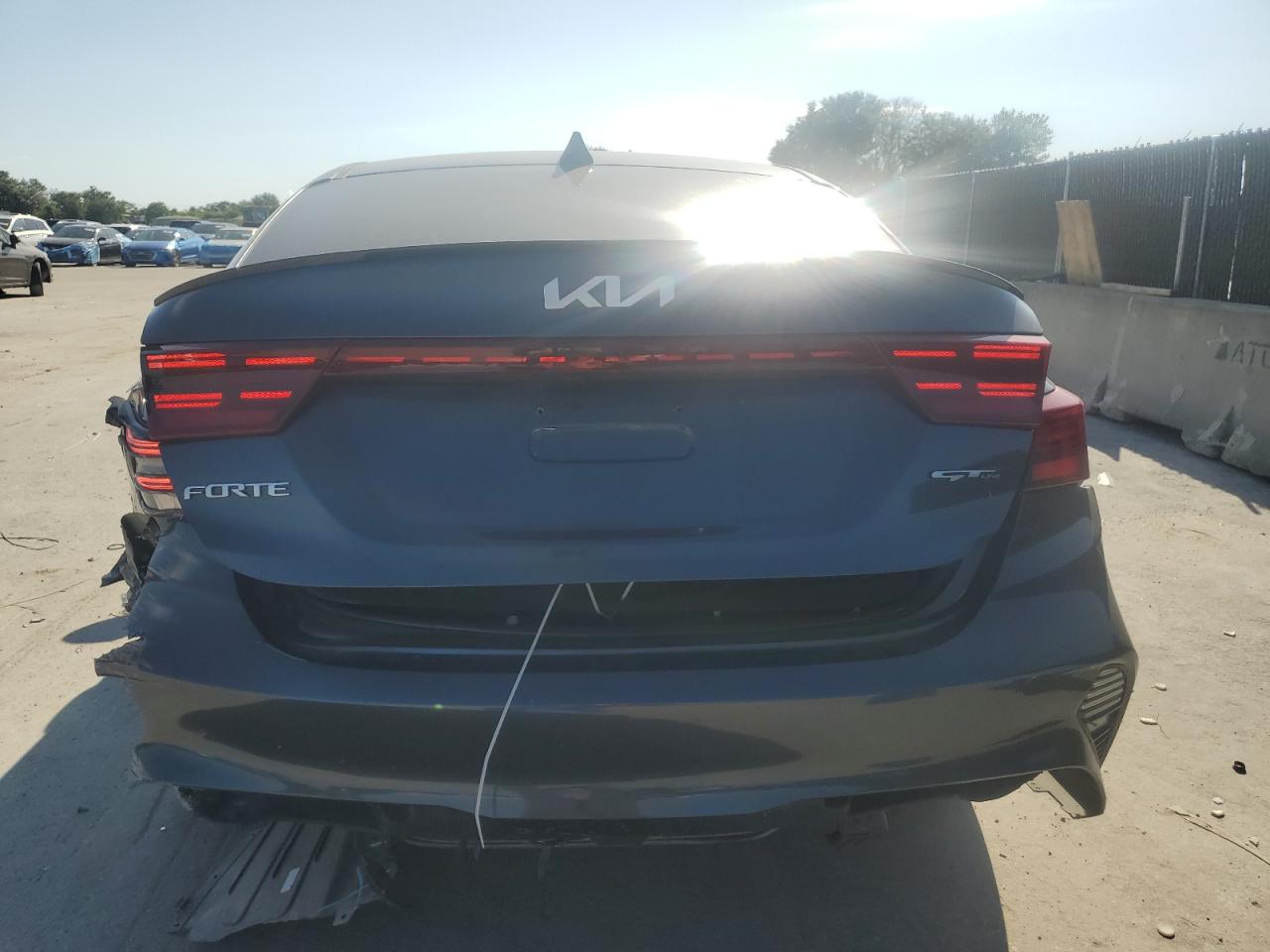 2023 KIA FORTE GT LINE photo 16