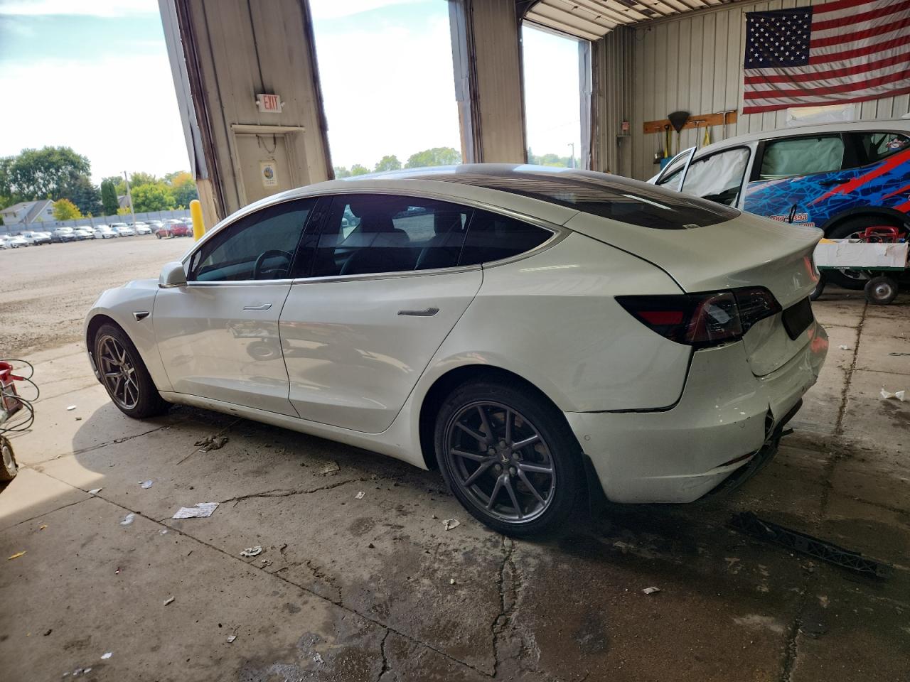2020 TESLA MODEL 3 photo 3