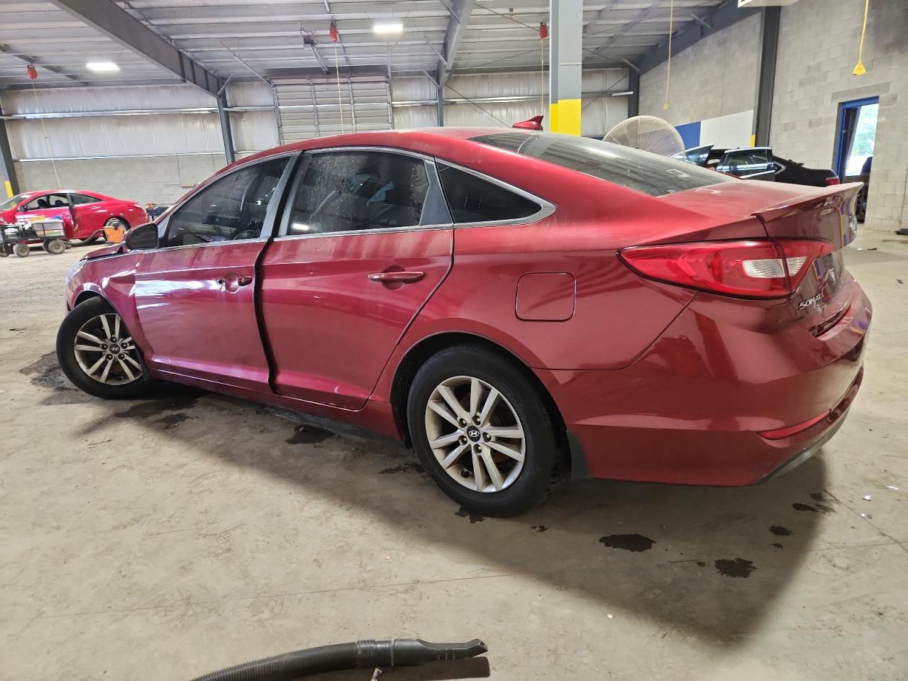 2016 HYUNDAI SONATA SE photo 2
