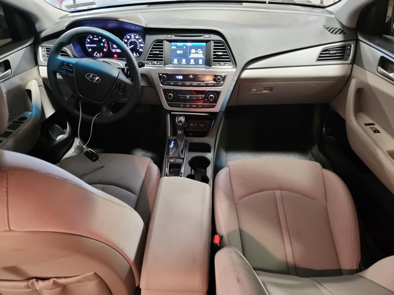 2016 HYUNDAI SONATA SE photo 8