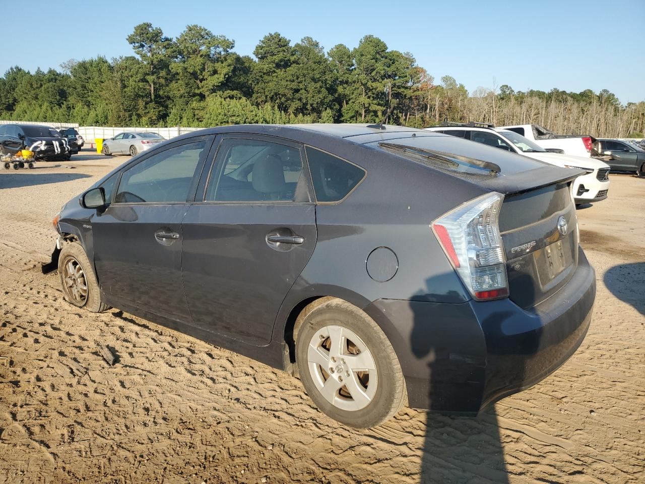 2010 TOYOTA PRIUS photo 3