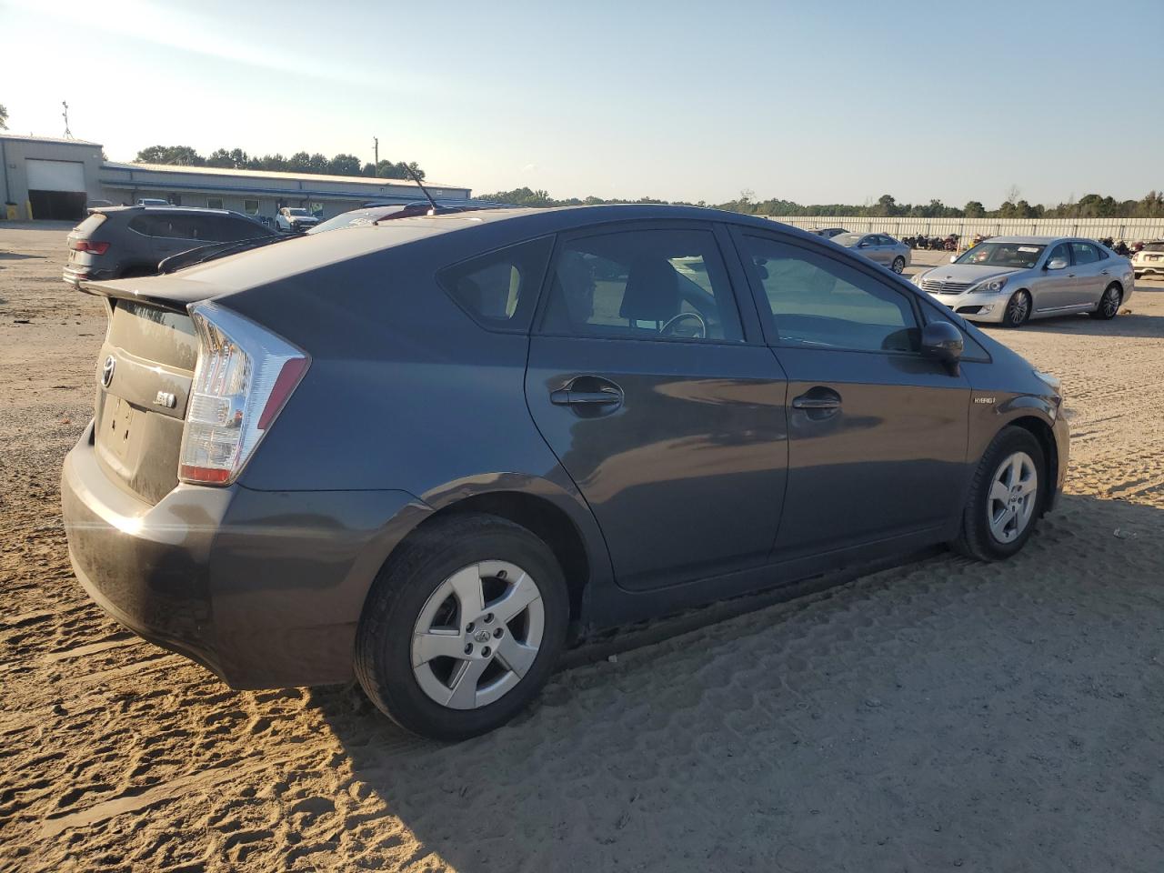 2010 TOYOTA PRIUS photo 5
