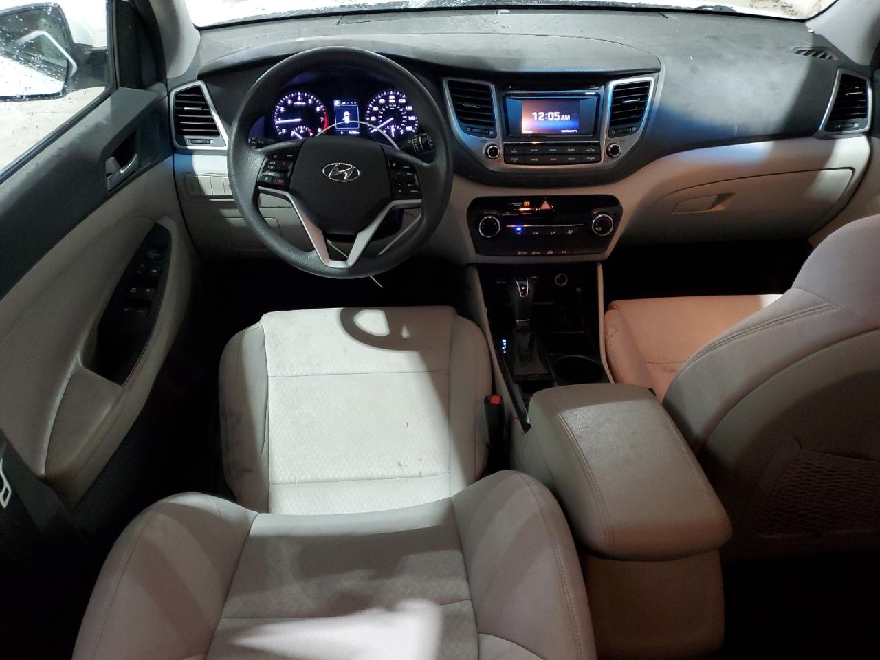 2018 HYUNDAI TUCSON SE photo 22