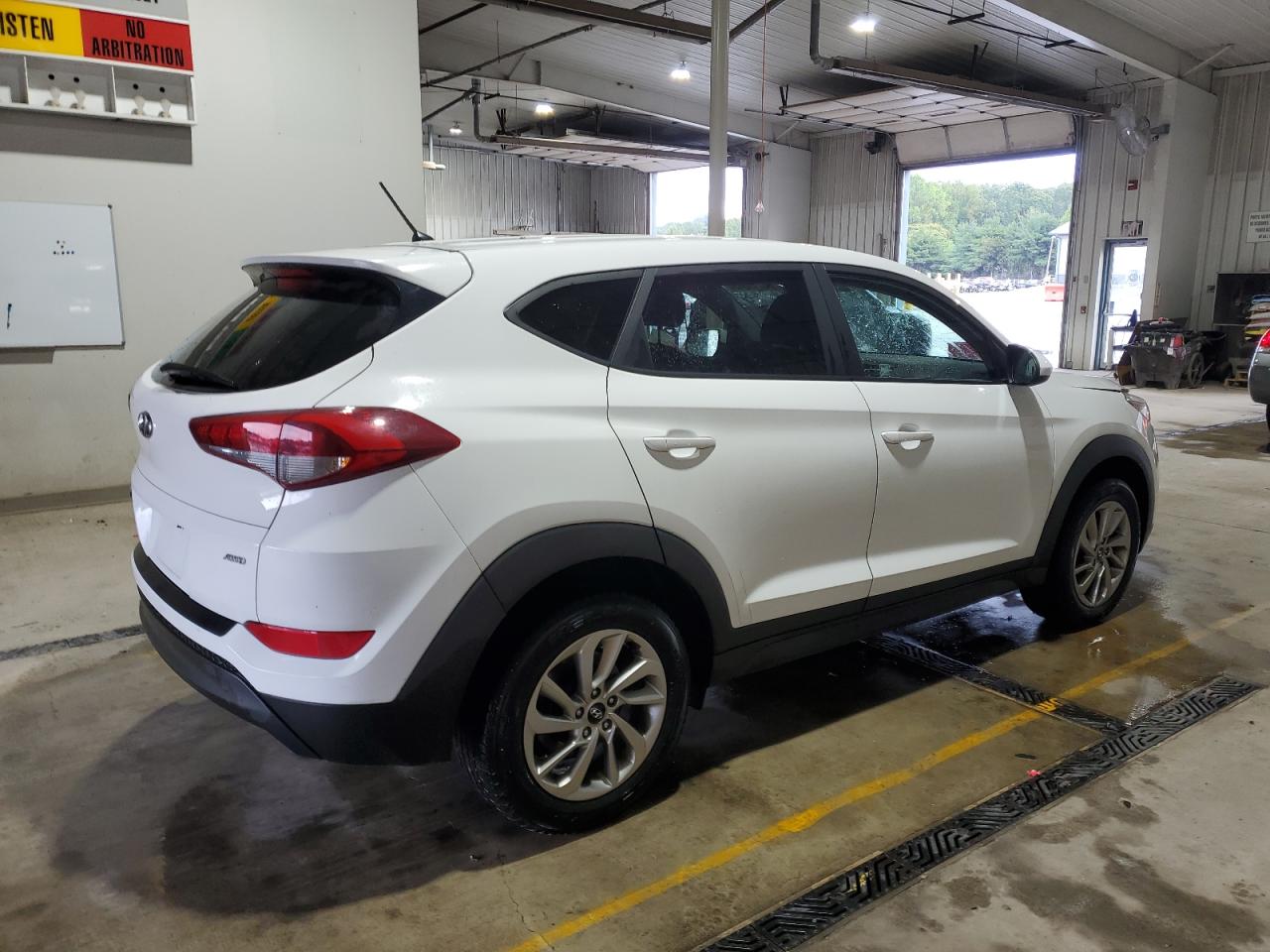 2018 HYUNDAI TUCSON SE photo 7
