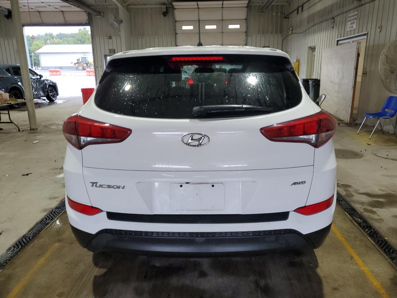 2018 HYUNDAI TUCSON SE photo 16
