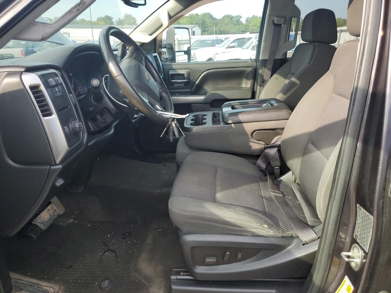 2015 CHEVROLET SILVERADO C3500 LT photo 7